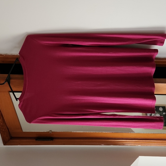 Eddie Bauer long-sleeve shirt, size medium, gently worn. - Picture 3 of 3